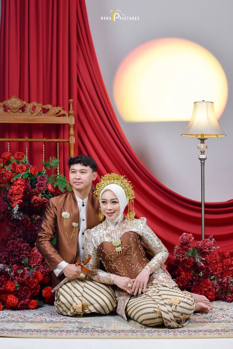 Prewedding Indoor - Rona Pictures