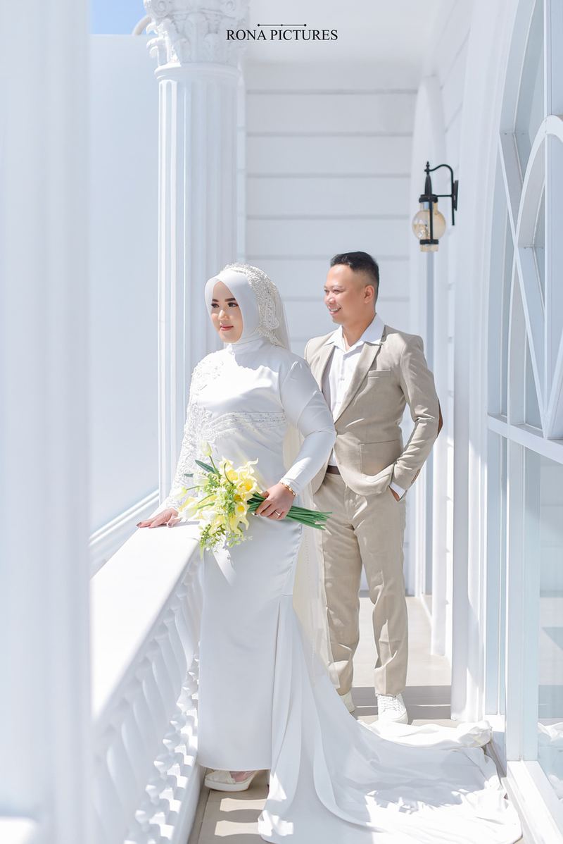 Prewedding Outdoor - Rona Pictures
