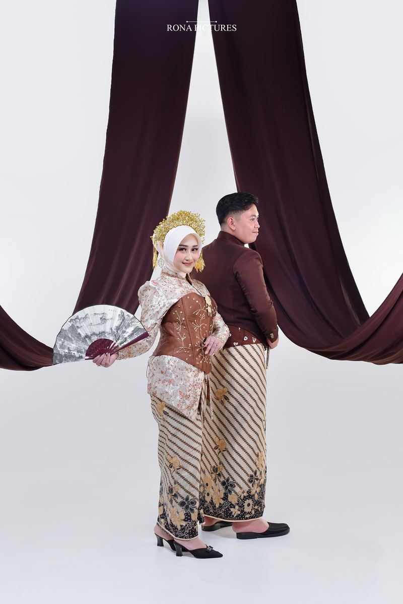 Photo Studio - Rona Pictures